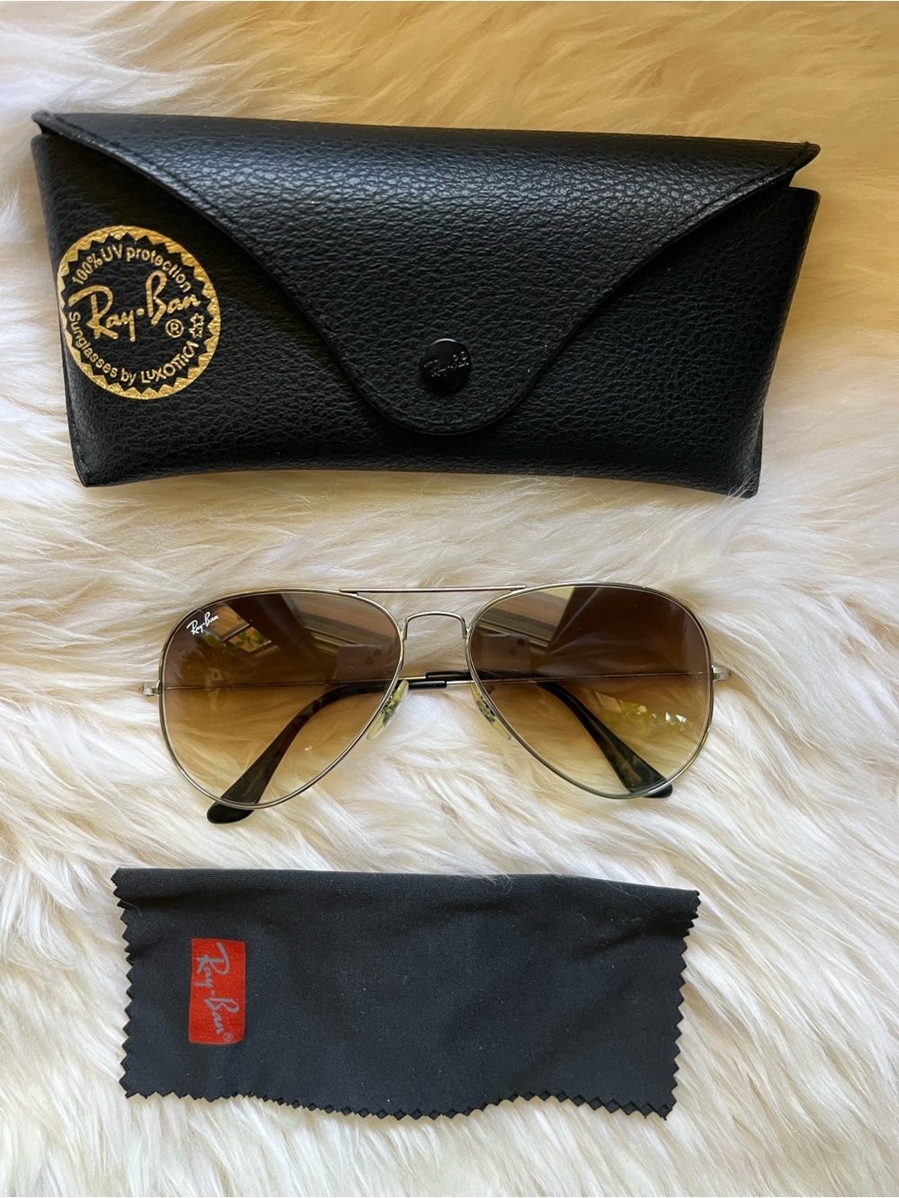 Ray-Ban Aviator Sunglasses - Silver Frame with Brown Gradient Lenses